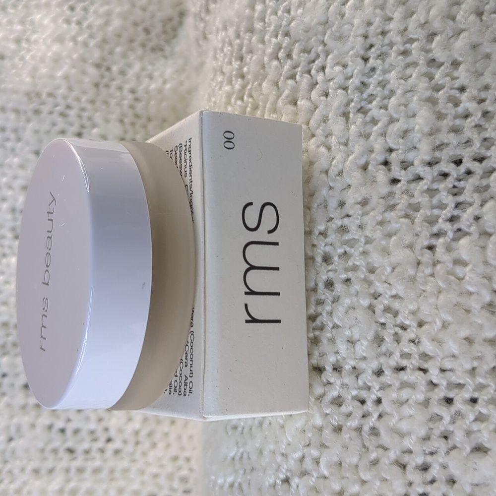 RMS Beauty UnCoverup Concealer in 00, 5.67g/0.20oz